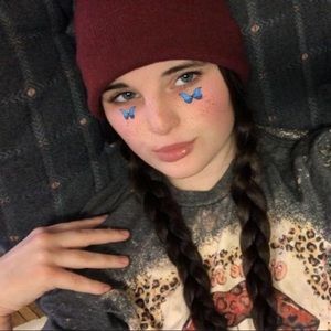 Meet your Posher, Destiny